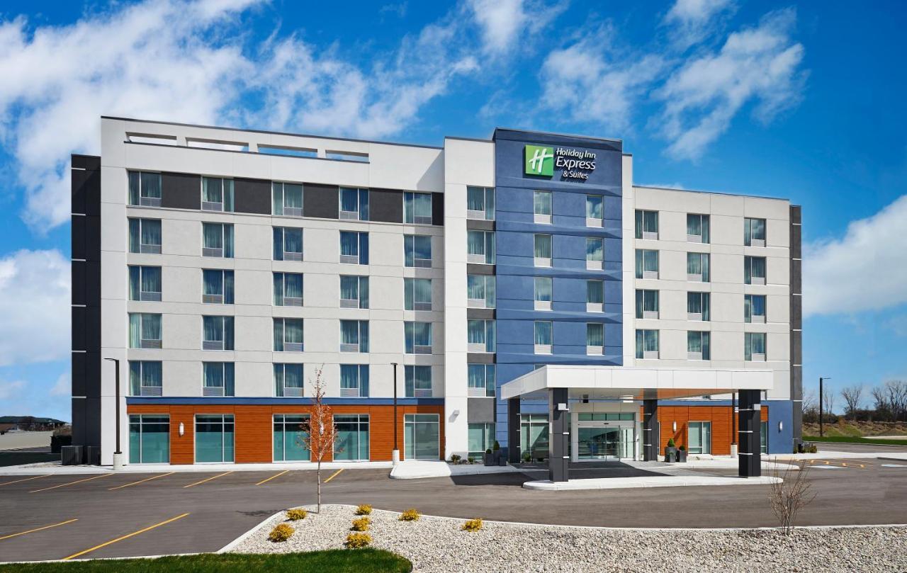 Holiday Inn Express & Suites Windsor East - Lakeshore By Ihg Tecumseh Zewnętrze zdjęcie