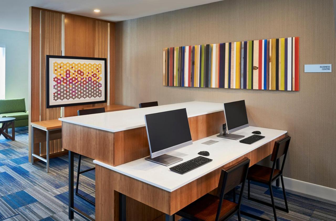 Holiday Inn Express & Suites Windsor East - Lakeshore By Ihg Tecumseh Zewnętrze zdjęcie