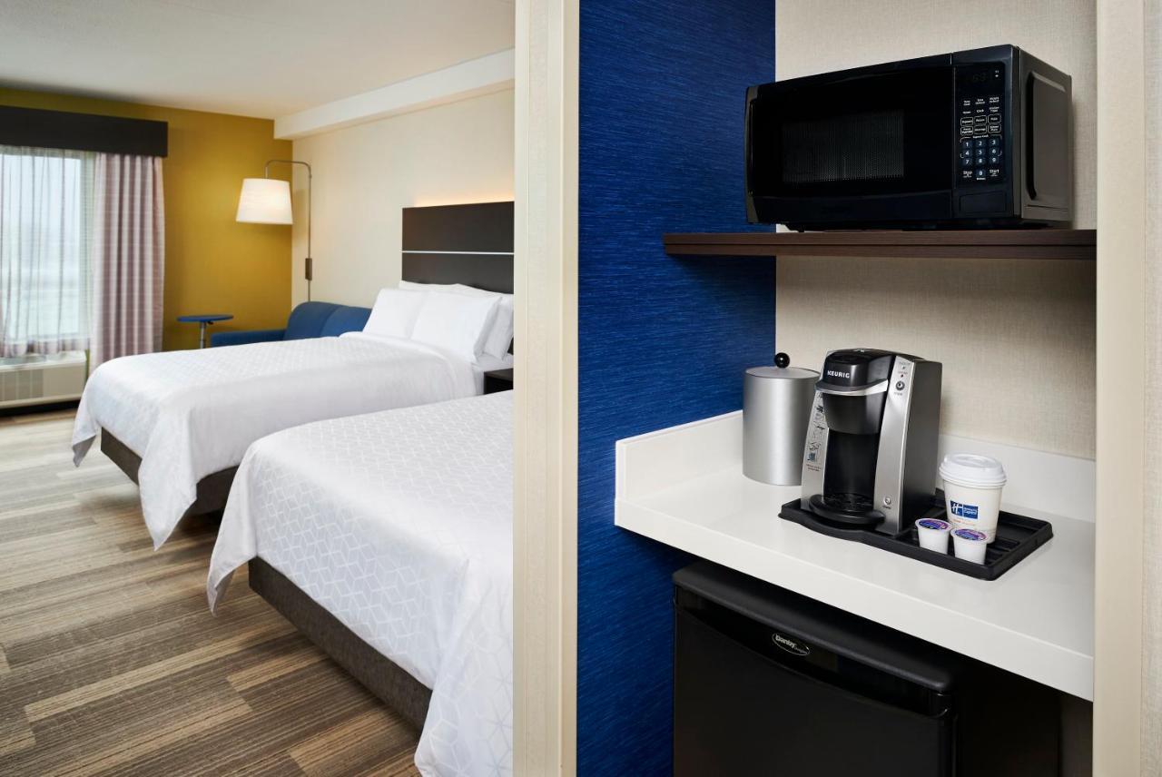 Holiday Inn Express & Suites Windsor East - Lakeshore By Ihg Tecumseh Zewnętrze zdjęcie